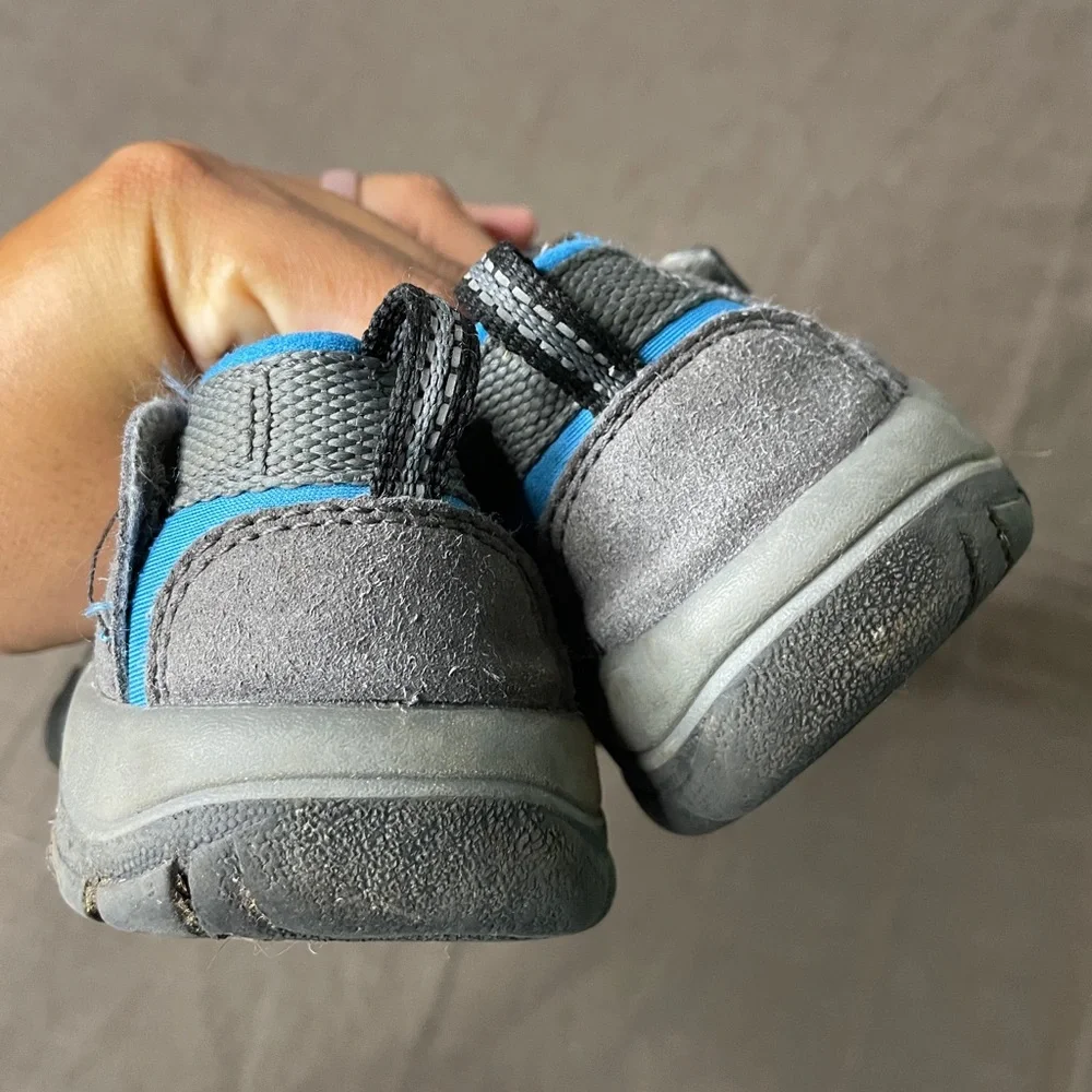KEEN Kids Newport H2 Kids Unisex Sandals Waterproof Hiking Trekking 9